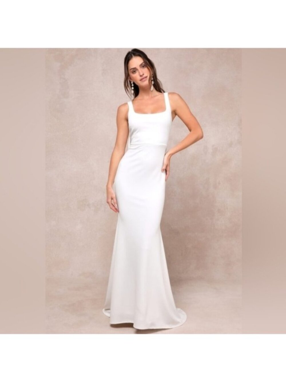 Lulu's Ivory Open-Back Bow-Back Wedding Gown - Picture 3 of 12